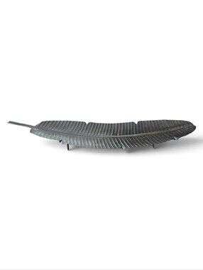 Kohl's Metallic Leaf Table Tray in Silver-Gray/Centerpiece In Bronzed Metal